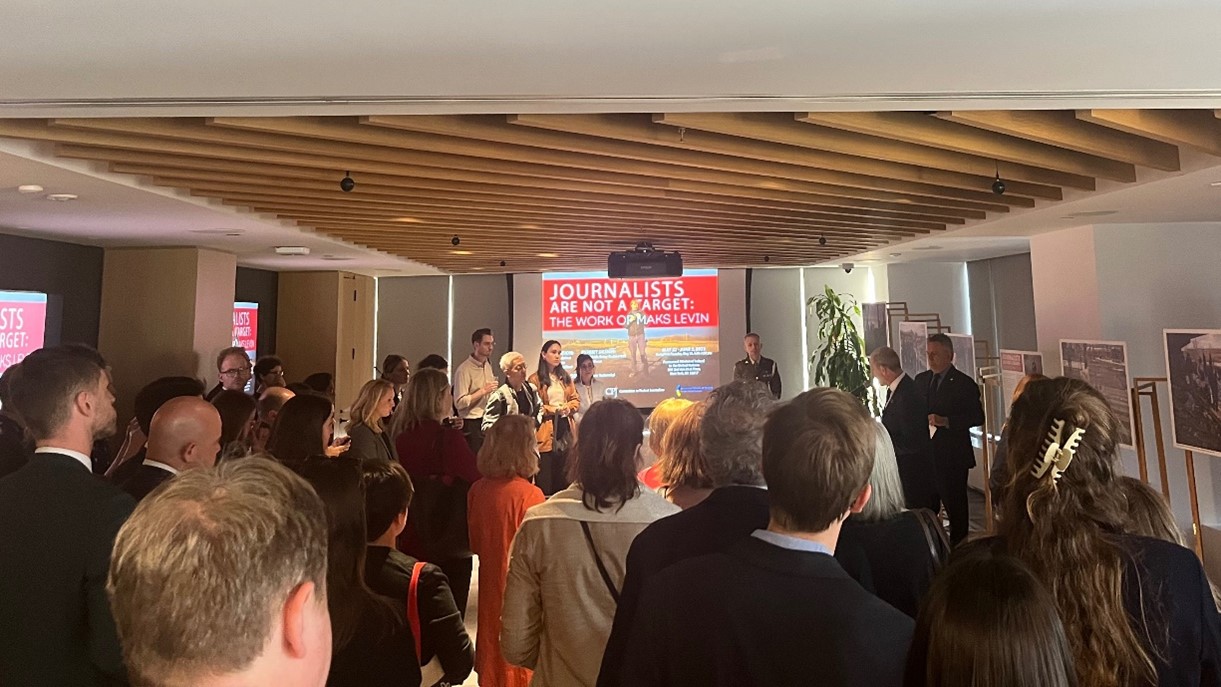 Exhibition of the work of late Ukrainian photojournalist, Maks Levin, entitled ‘Journalists are not a target’. 