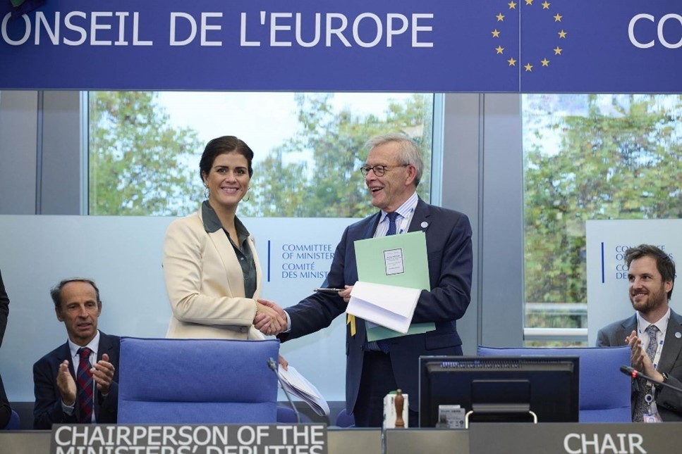 Thórdís Kolbrún Reykfjörd Gylfadóttir, Minister for Foreign Affairs of Iceland, and Breifne O’Reilly, Ireland's Permanent Representative to the Council of Europe as Ireland handed the Presidency over to Iceland in November 2022